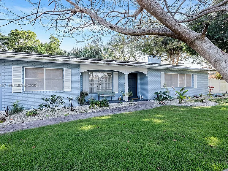 4042 Greenwood Dr — Photo 18