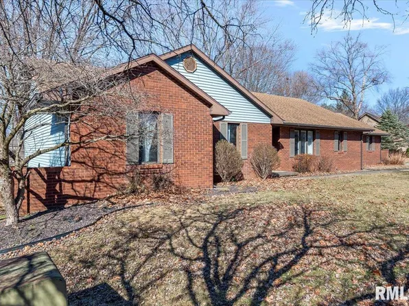 5349 N Cotton Hill Rd, Springfield, IL 62703