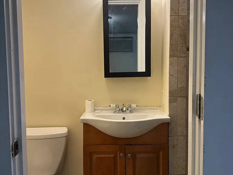 842 Dorchester Ave — Photo 5