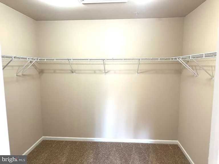 1005 Grand Oak Way — Photo 10