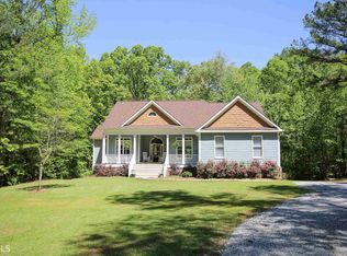 1282 Bo Bo Banks Rd, Grantville, GA 30220