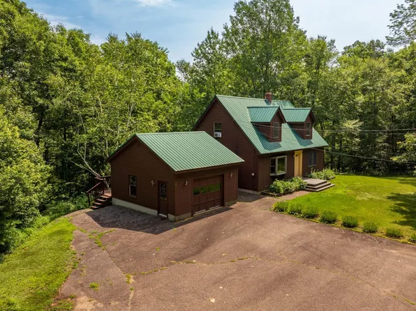 1436 State Road, Eliot, ME 03903