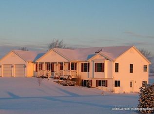 8255 Island Hwy, Eaton Rapids, MI 48827