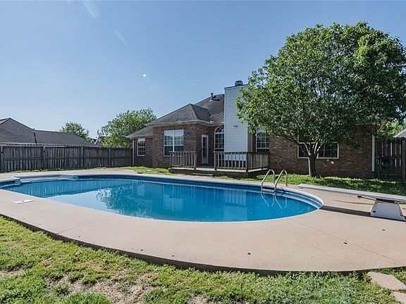 4th image of 4401 W Braymore Dr