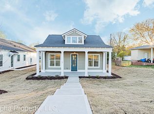 12 Magnolia Dr, Travelers Rest, SC 29690