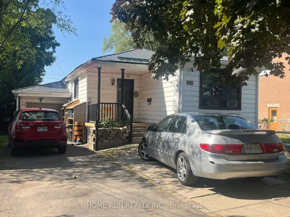 378 Enfield Ave, Ottawa, ON K1L 7L3