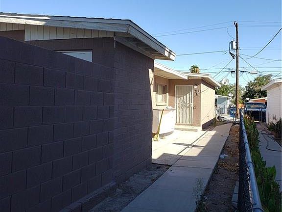 4th image of 2121 Peyton Dr