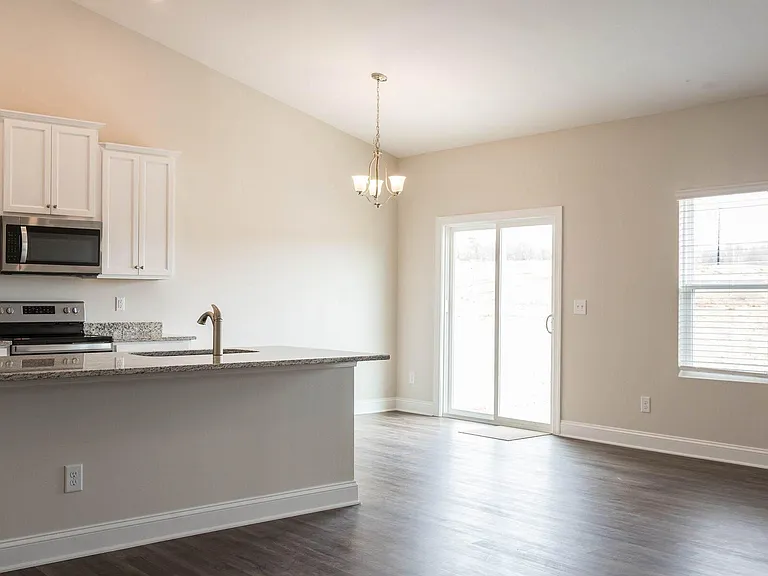 460 Legacy Dr — Photo 10