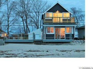 712 Edgemere Dr, Rochester, NY 14612