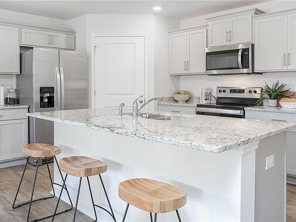 7th image of this home