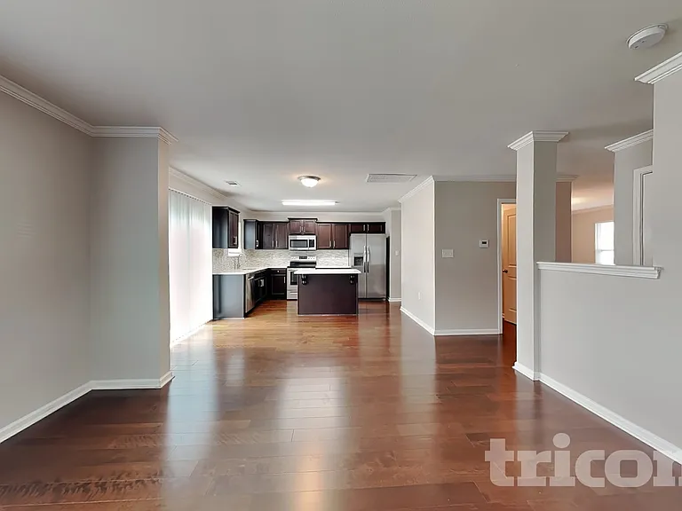 6931 Savannah Springs Dr — Photo 2