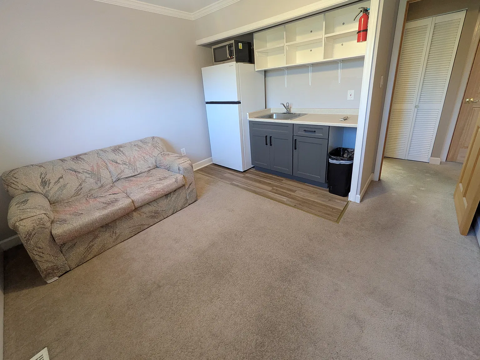 2 bed, 2000 sqft, $1,150 — Photo 2