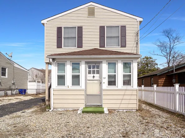 29 E Chelsea Ave, Ocean Gate, NJ 08740