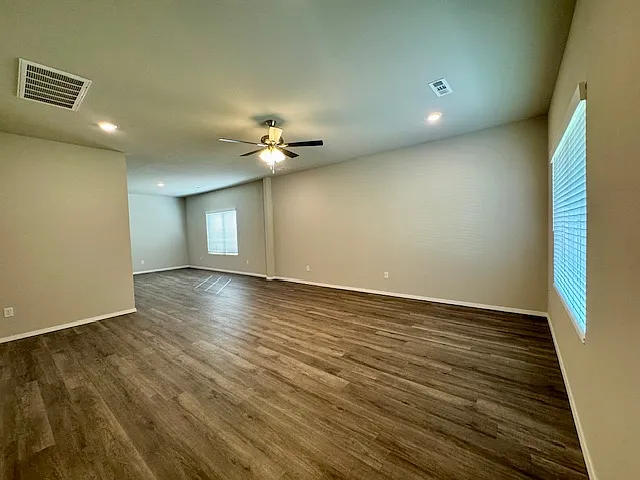 3079 S Saline Aly — Photo 3