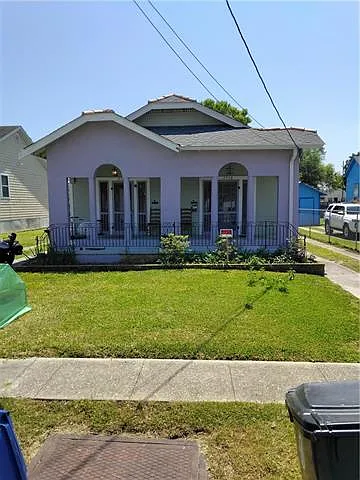 2558 Acacia St Photo 1
