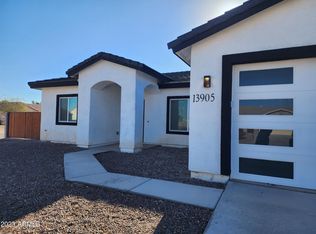 13905 S Avalon Rd, Arizona City, AZ 85123