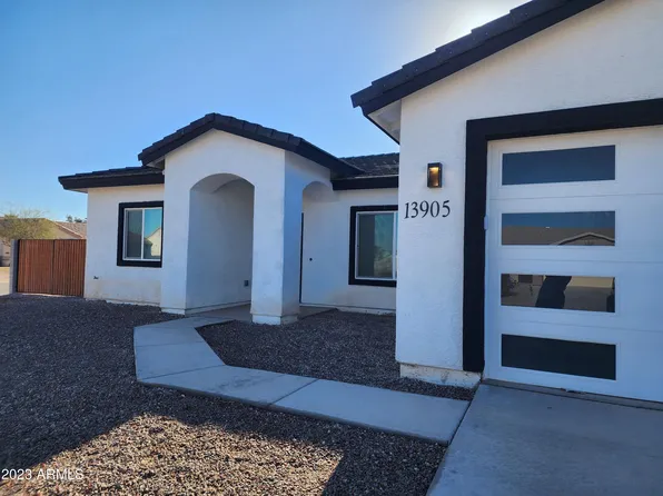 13905 S Avalon Rd, Arizona City, AZ 85123