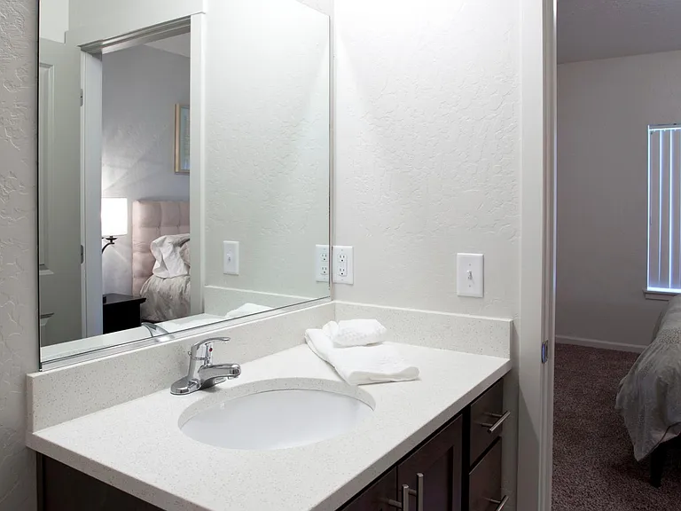 Park Villas Apartments — Photo 42