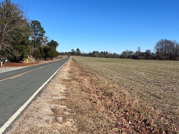 2nd image of 4220 Blacks Chapel Road