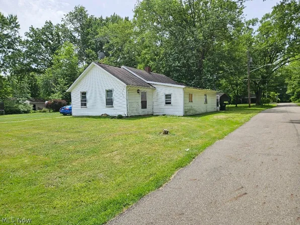 672 Johnson Ave, Alliance, OH 44601