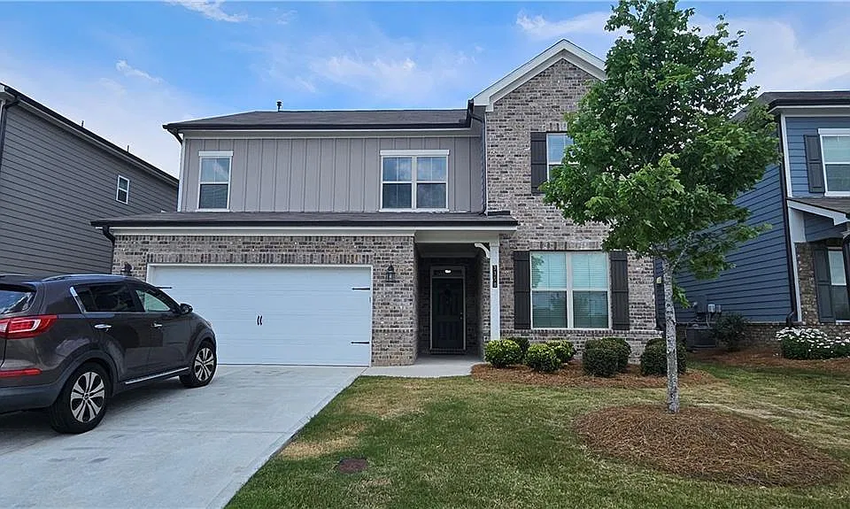 3350 Long Creek Dr