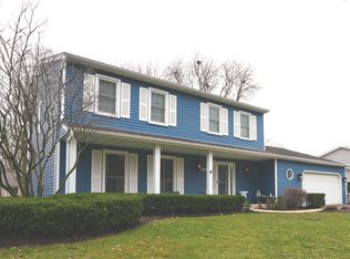 1006 Whirlaway Ave, Naperville, IL 60540