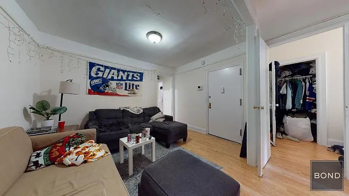 Rented by Bond New York | media 2