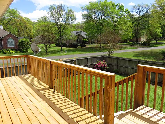 Deck, w/ natural gas for BBQ
