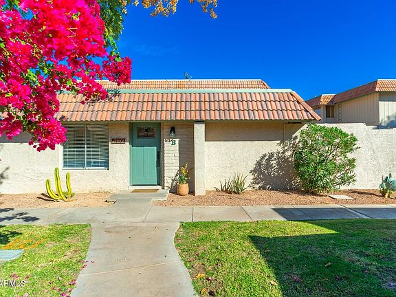 3rd image of 5604 S CLAMBAKE BAY Court S #B