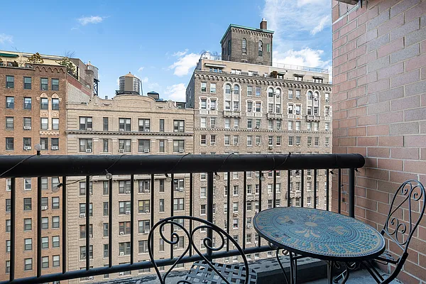 Rented by Corcoran | media 3