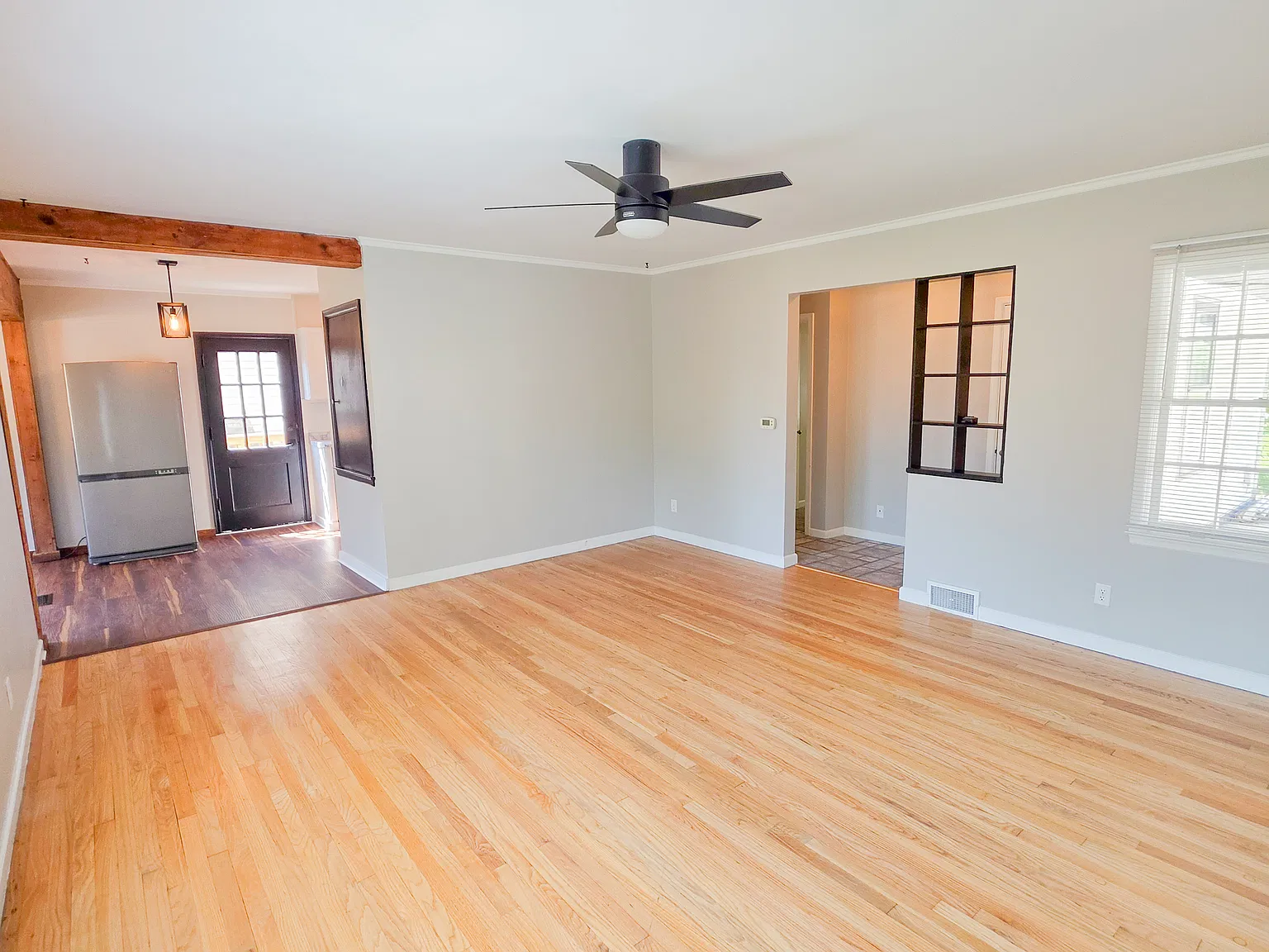 3 bed, 1185 sqft, $2,150 — Photo 4