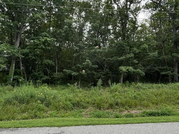 155 Canterbury Dr, Fairfield Glade, TN 38558