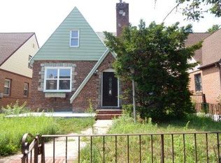 11596 220th St, Cambria Hts, NY 11411