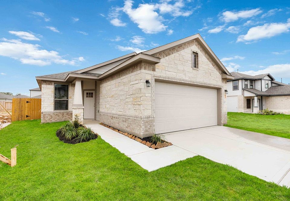 16862 Needlepoint Drive - Exterior