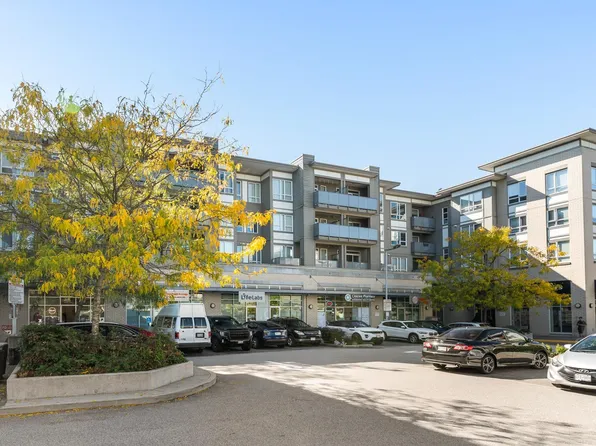 10880 No 5 Rd #402, Richmond, BC V6W 0B3