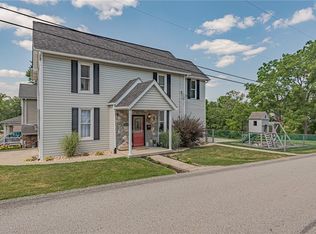 9837 Tyler St, North Huntingdon, PA 15642