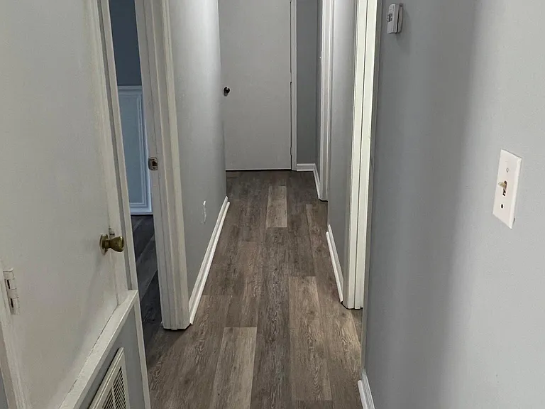 731 Cricketwood Ln — Photo 6