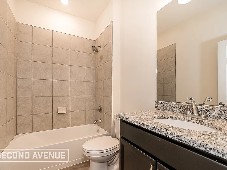 3353 Reservoir St — Photo 18