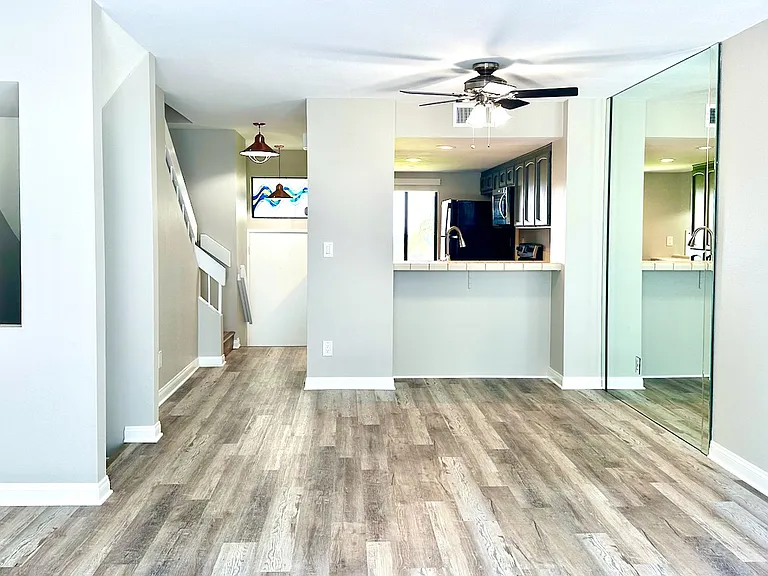 821 America Way — Photo 11
