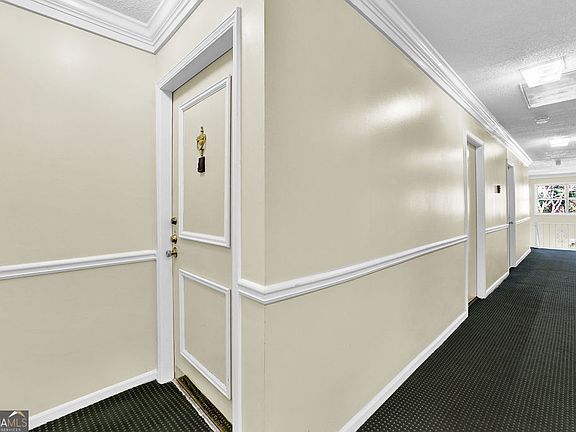 5th image of 6851 Roswell Rd Unit G8