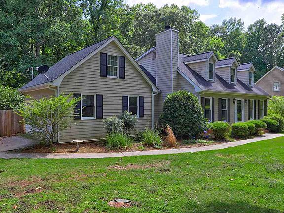 3rd image of 195 Joana Dr