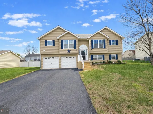 43 El Dorado Dr, Martinsburg, WV 25403