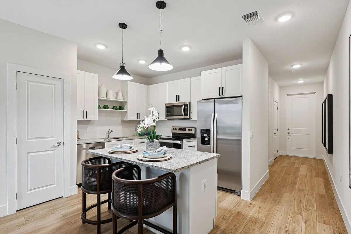 Building Photo - Cacema Townhomes