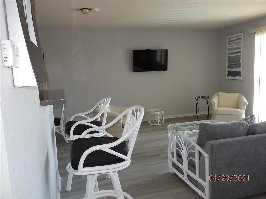 1 bed, 630 sqft, $1,050 — Photo 4