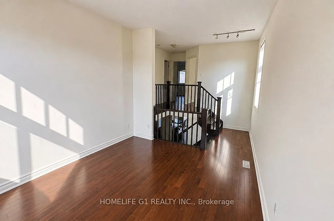 3 bed, $2,999 — Photo 2