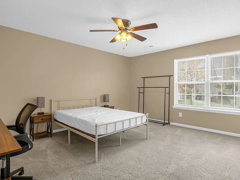 10510 Plantain Ct #6 — Photo 5