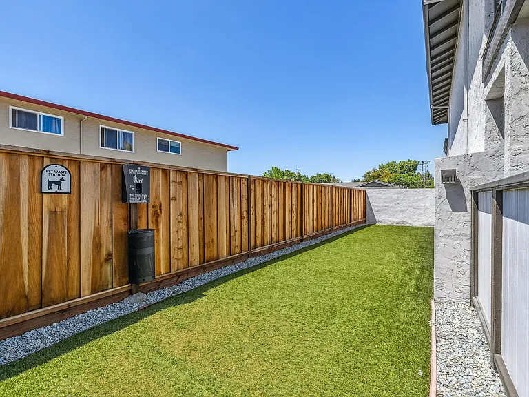 Solera Apartment Community — Photo 32