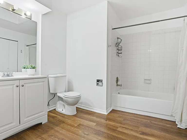 8112 Scottshill — Photo 24