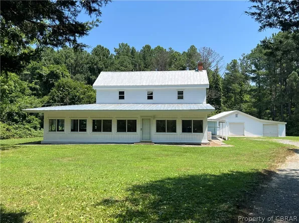 6115 General Puller Hwy, Locust Hill, VA 23092
