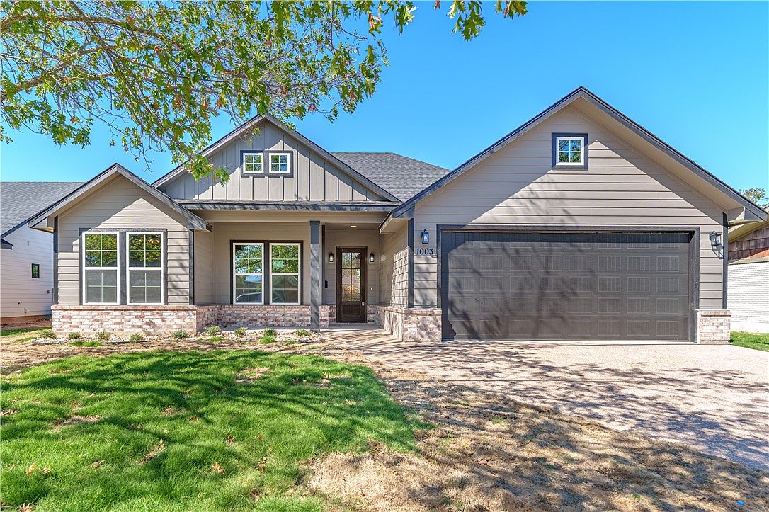 1003 N Main St, West, TX 76691 MLS 216992 Zillow